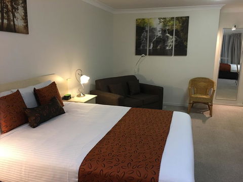 Tuckerbox Motor Inn - Perths Hotel 0