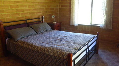 Turner Brook - Perths Hotel 1