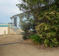 Tuross Beach Cabins  Campsites - Perths Hotel