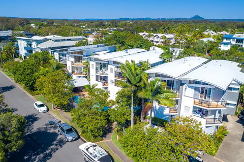 Twin Quays Noosa - Perths Hotel 1