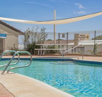 Twin Waters Caravan Park - Perths Hotel