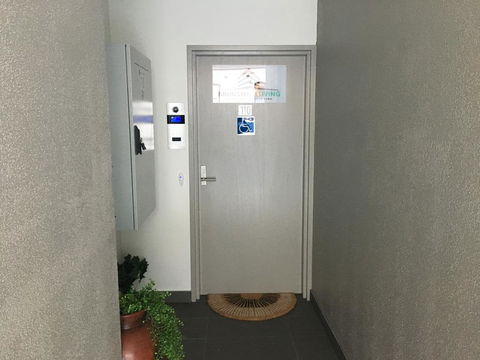 U101 Brunswick Living Brand New Deluxe Balcony Apartment Close To Airport And CBD - Perths Hotel 2