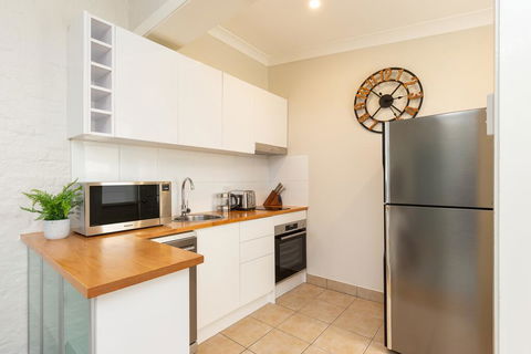 Ultimo 1 Bedroom House With Parking - Nice And Quiet - Perths Hotel 3