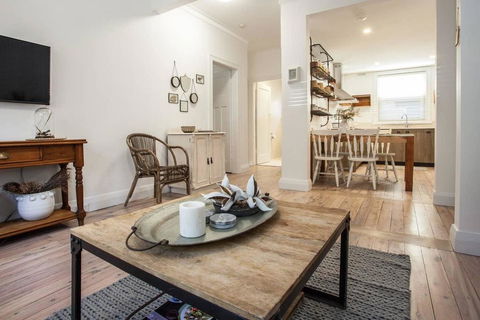 Unit 1/52 Mount St - Aquarium- Ground Floor Home 5 Mins Walk To Beach - Perths Hotel 3