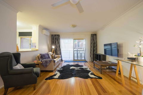 Urban Escape - Strathfield - Perths Hotel 0