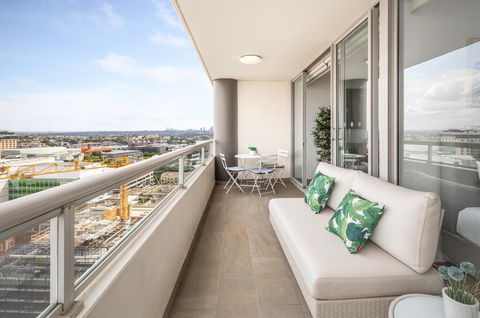 Urban Rest - One Darling Harbour - Perths Hotel 3