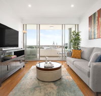 Urban Rest - One Darling Harbour - Perths Hotel