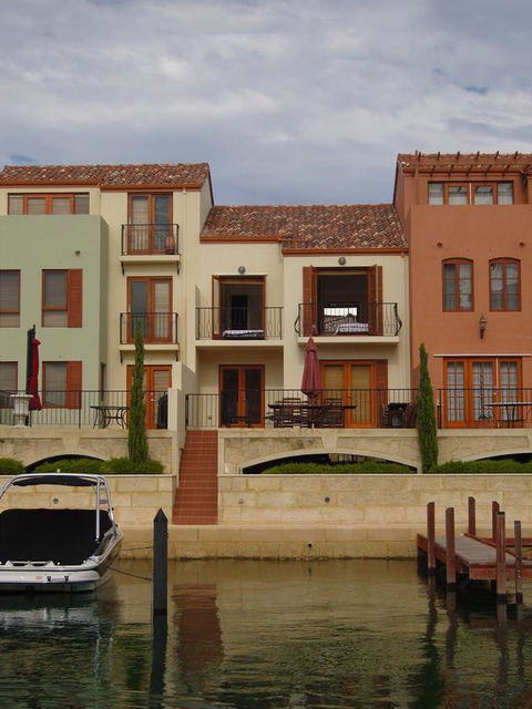 Venice At The Beach - Perths Hotel 3