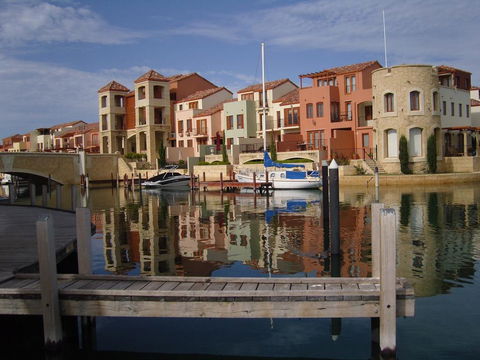 Venice At The Beach - Perths Hotel 0