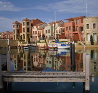 Venice At The Beach - Perths Hotel