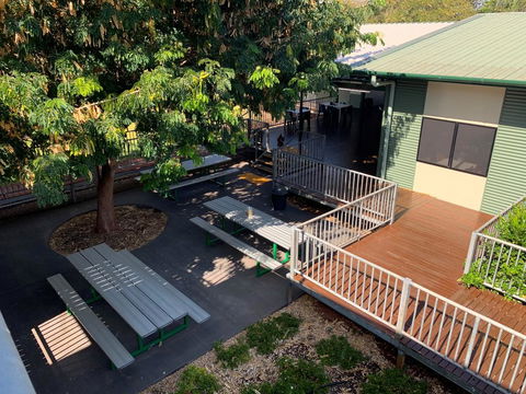 Victoria Village - Perths Hotel 0