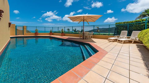 Views From Golden Orchid - Airlie Beach - Perths Hotel 0