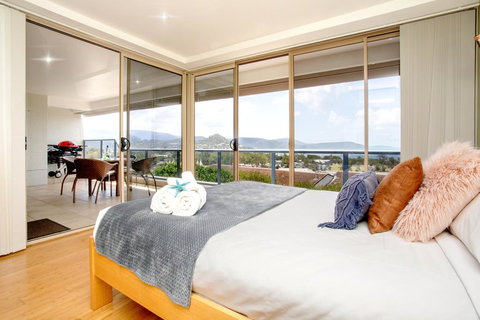 VIEWS ON ELSHEBY - Perths Hotel 1