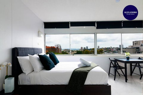 Views To Die For// Studio Rushcutters Bay // Free Parking - Perths Hotel 0