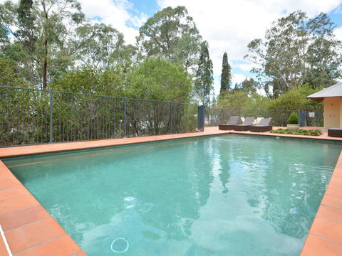 Villa 3br Beaujolais Luxe + Style Resort Condo Located Within Cypress Lakes Resort (nothing Is More Central) - Perths Hotel 2