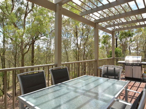 Villa Executive 2br Barbera Resort Condo Located Within Cypress Lakes Resort (nothing Is More Central) - Perths Hotel 0
