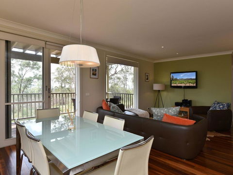Villa Executive 2br Sangiovese Resort Condo Located Within Cypress Lakes Resort (nothing Is More Central) - Perths Hotel 0