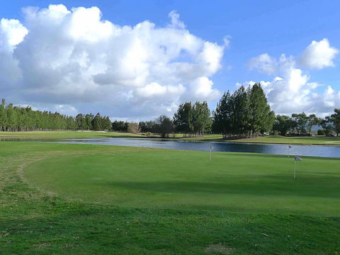 Villa On The Green - Perths Hotel 3