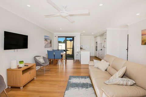 VIlla Zelma, Culburra Beach - Perths Hotel 0