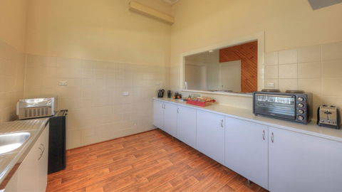 Village Stays Coldstream Gallery Apartment - Perths Hotel 2