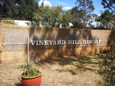 Vineyard Hill Resort - Perths Hotel 0