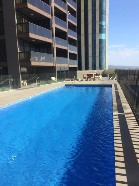 VUE Penthouse On King William - Perths Hotel 3