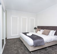 Wagga Apartments 3 - Perths Hotel