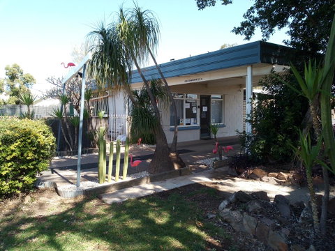 Warren Motor Inn - Perths Hotel 2