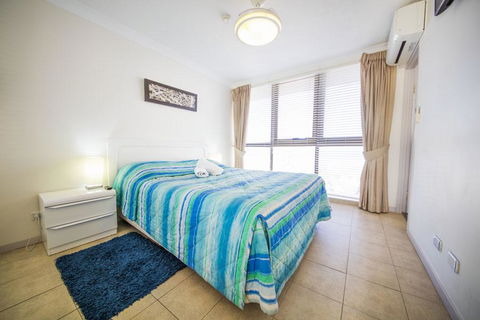 Warringa Surf Holiday Apartments - Perths Hotel 1