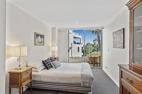 Waterfront Resort Living With Space For The Family - Perths Hotel 1