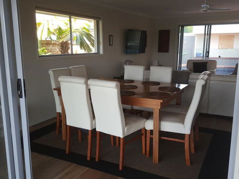 Waterfront Retreat - Perths Hotel 1