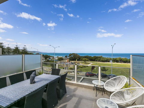 WATERFRONT THREE- In The Heart Of Lorne - Perths Hotel 0