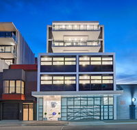 The Hamptons Apartments - Port Melbourne - Perths Hotel