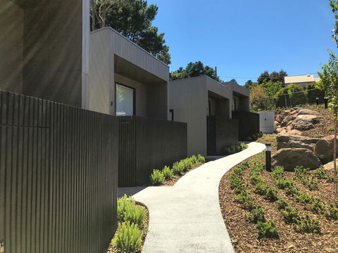 Hepburn Springs Escape - Perths Hotel 23