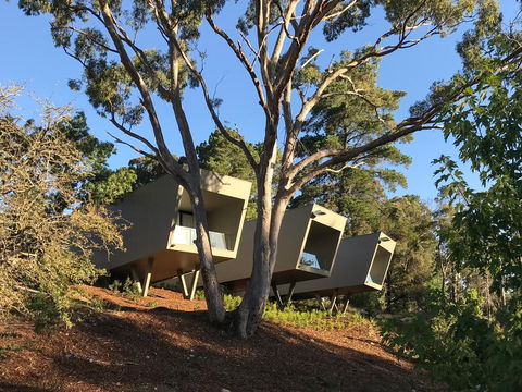 Hepburn Springs Escape - Perths Hotel 21