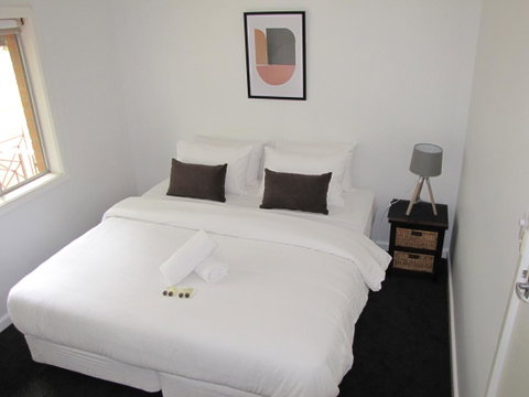 Clarke Street - Perths Hotel 7