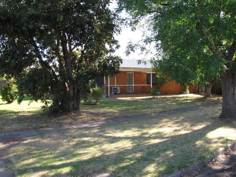 Clarke Street - Perths Hotel 18