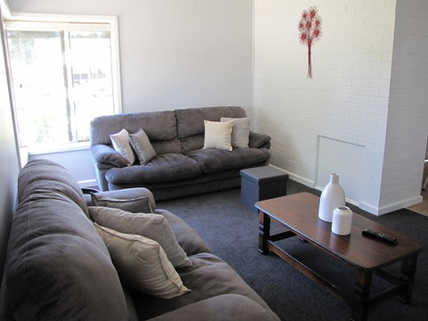 Clarke Street - Perths Hotel 0