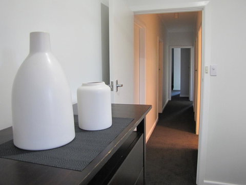 Clarke Street - Perths Hotel 10