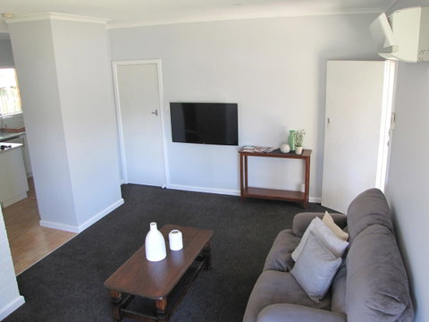 Clarke Street - Perths Hotel 5