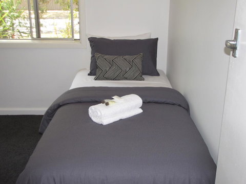Clarke Street - Perths Hotel 12