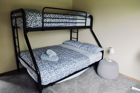 Red Ceder Cottage - Great Ocean Road - Port Campbell - Perths Hotel 6