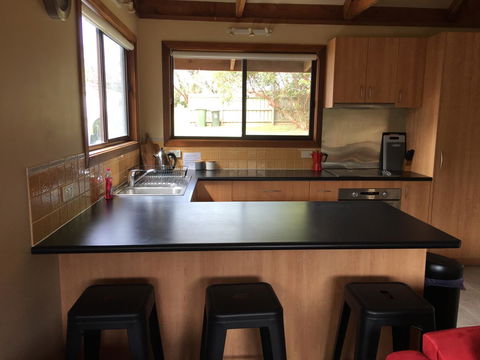 Red Ceder Cottage - Great Ocean Road - Port Campbell - Perths Hotel 13
