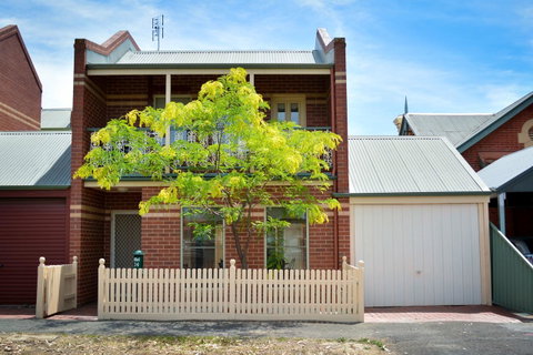 Turner Terrace - Perths Hotel 0