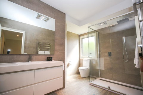 Amber Mist Villa Two - Perths Hotel 10
