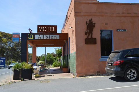 The Albion Motel Castlemaine - Perths Hotel 6