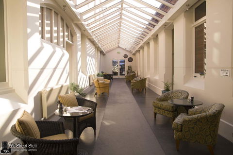 Ansonia On Lydiard - Perths Hotel 11