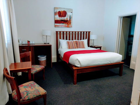 Ansonia On Lydiard - Perths Hotel 31