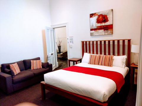Ansonia On Lydiard - Perths Hotel 29