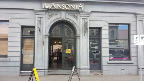 Ansonia On Lydiard - Perths Hotel 7
